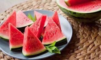 东港吃瓜事件,一场引发全民热议的网络狂欢