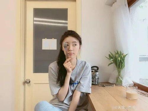 广西小表妹吃瓜事件真相