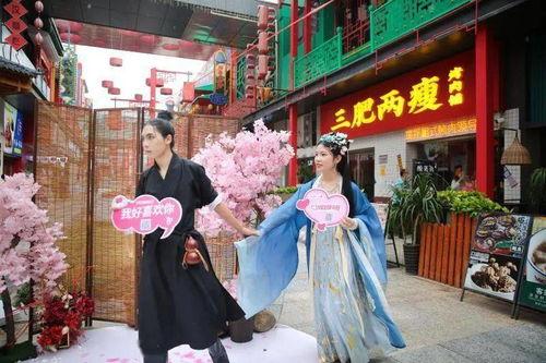 汉服商家吃瓜事件,一场网络吃瓜事件的背后真相